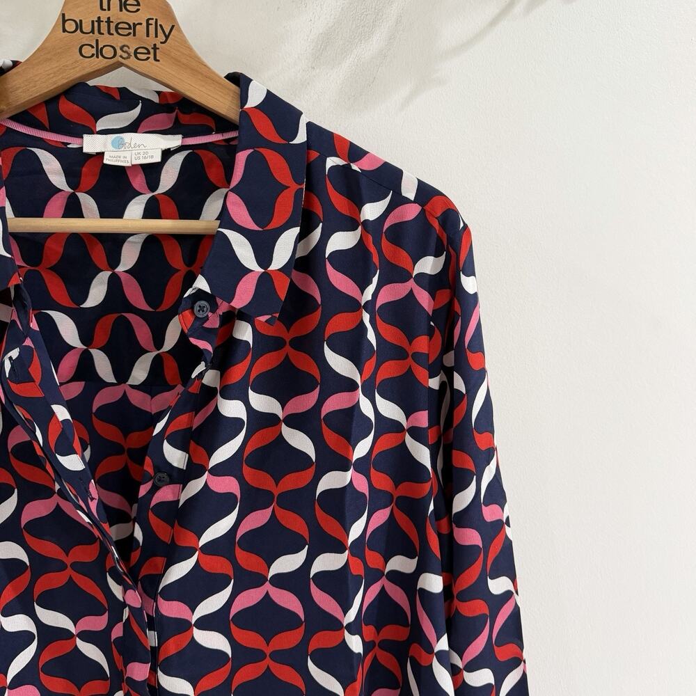Boden Navy Red White Silk Button Down Geometric Blouse Size 16/18 KD - Picture 2 of 4